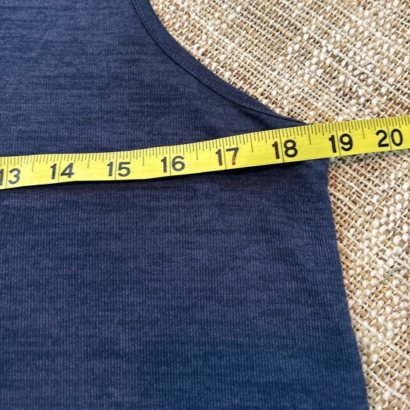 🔵EUC - BANANA REPUBLIC COWL NECK SLEEVELESS TOP🔵 - Picture 5 of 10